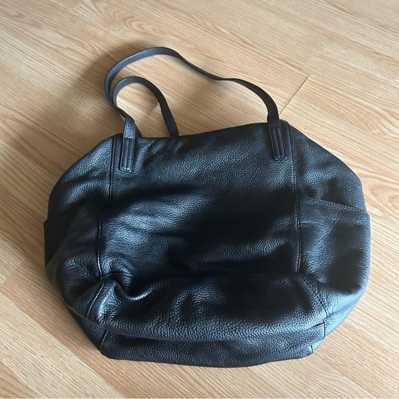 Michael Kors Pebbled Leather Ashbury Suede Tasseled Large Bag - Picture 15 of 15